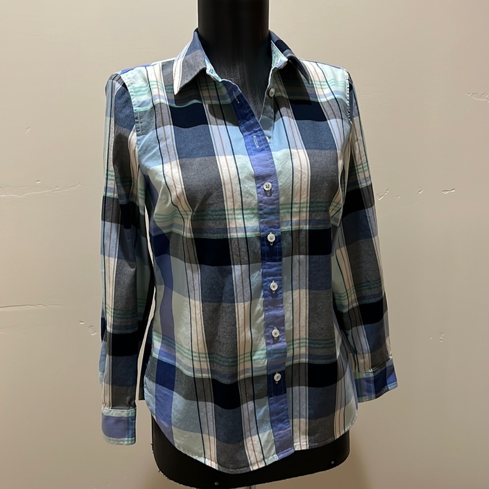 Talbots blue plaid button down shirt P